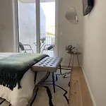 Charminn Estacao Apartment