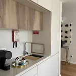 Charminn Estacao Apartment