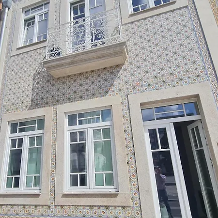 Charminn Estacao アパート アヴェイロ