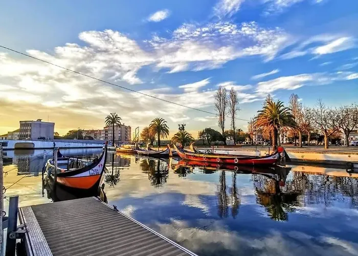 Charminn Estacao Apartment *