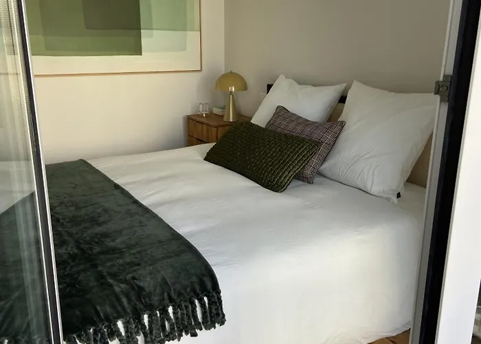 Charminn Estacao * Aveiro